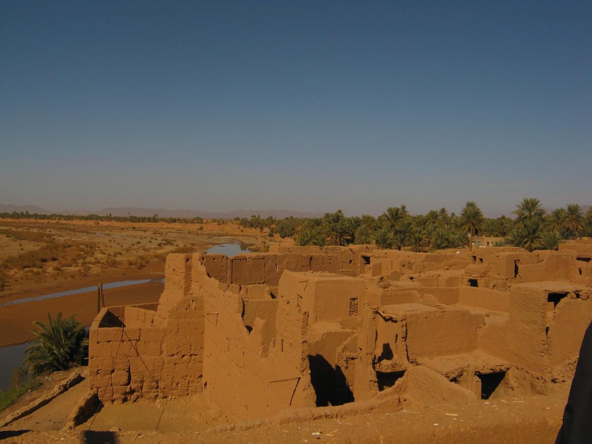 Auberge Toda Kasbah Tinfou Zaouia de Sidi el Mokhtar Ben Ali المظهر الخارجي الصورة