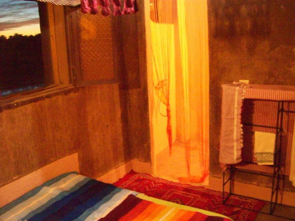 Auberge Toda Kasbah Tinfou Zaouia de Sidi el Mokhtar Ben Ali المظهر الخارجي الصورة